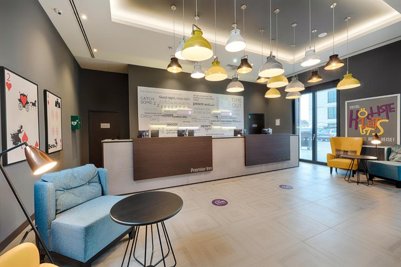 Premier Inn Regensburg City Centre Exteriér fotografie